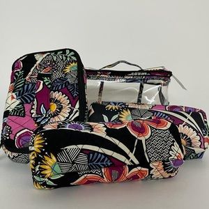 ‼️SOLD‼️Vera Bradley new 4 piece cosmetic organizer